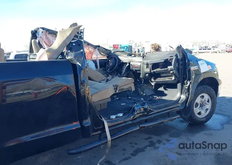 2012 Toyota Tundra Grade 5.7L V8 из США, поврежденный, VIN 5TFCY5F13CX012934